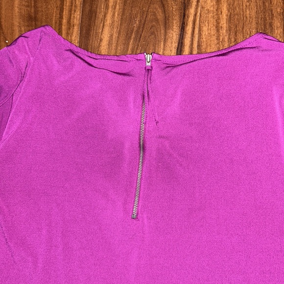 Longer bottom, 3/4 length sleeve professional top - Picture 6 of 6